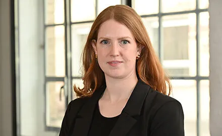 Dr. Alexandra Fahrner